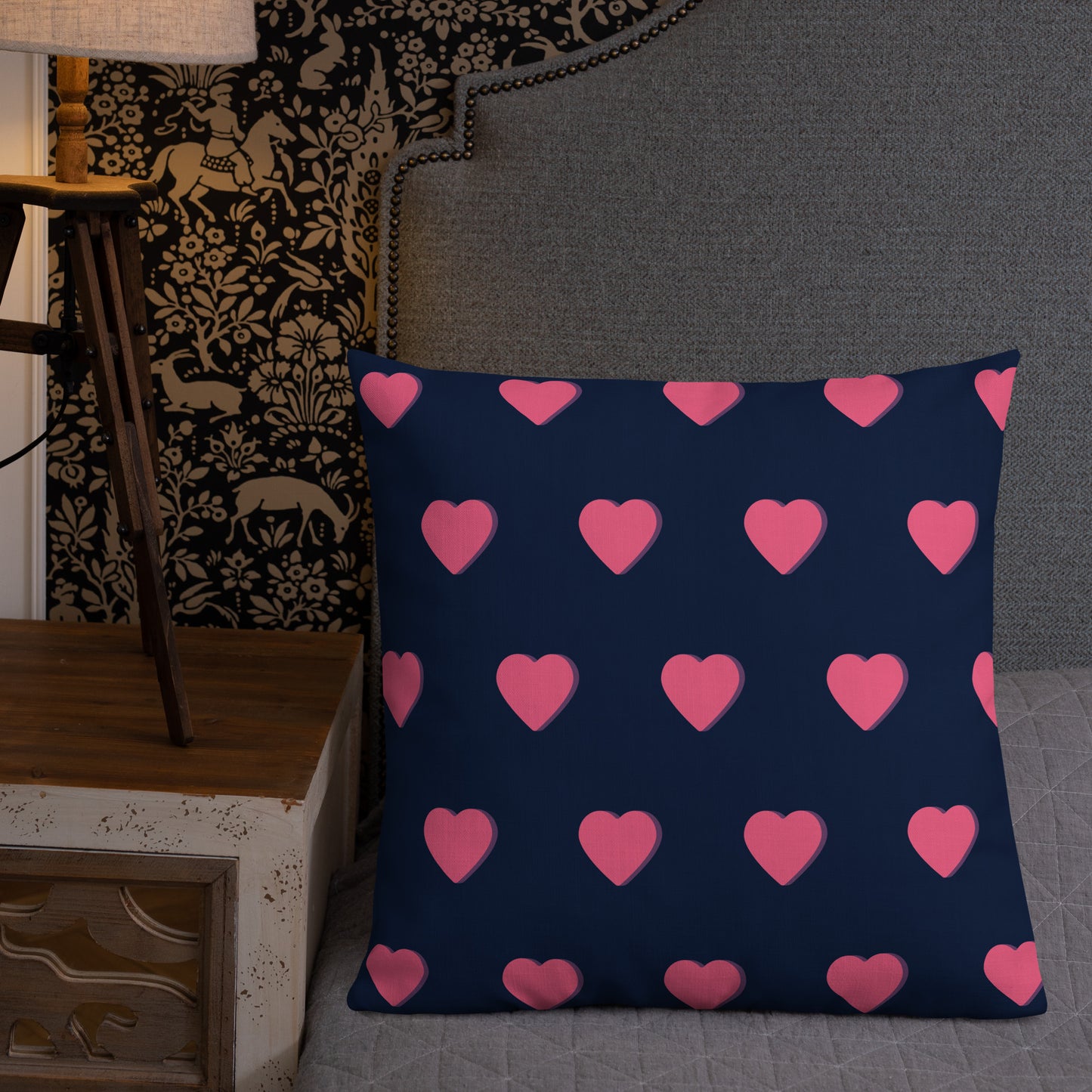 Almohada premium de corazón rosa